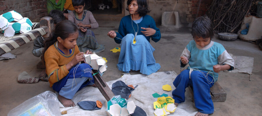 Kinderarbeit bei Herstellung von Fußbällen